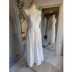 Könnyed, midi esküvői ruha 